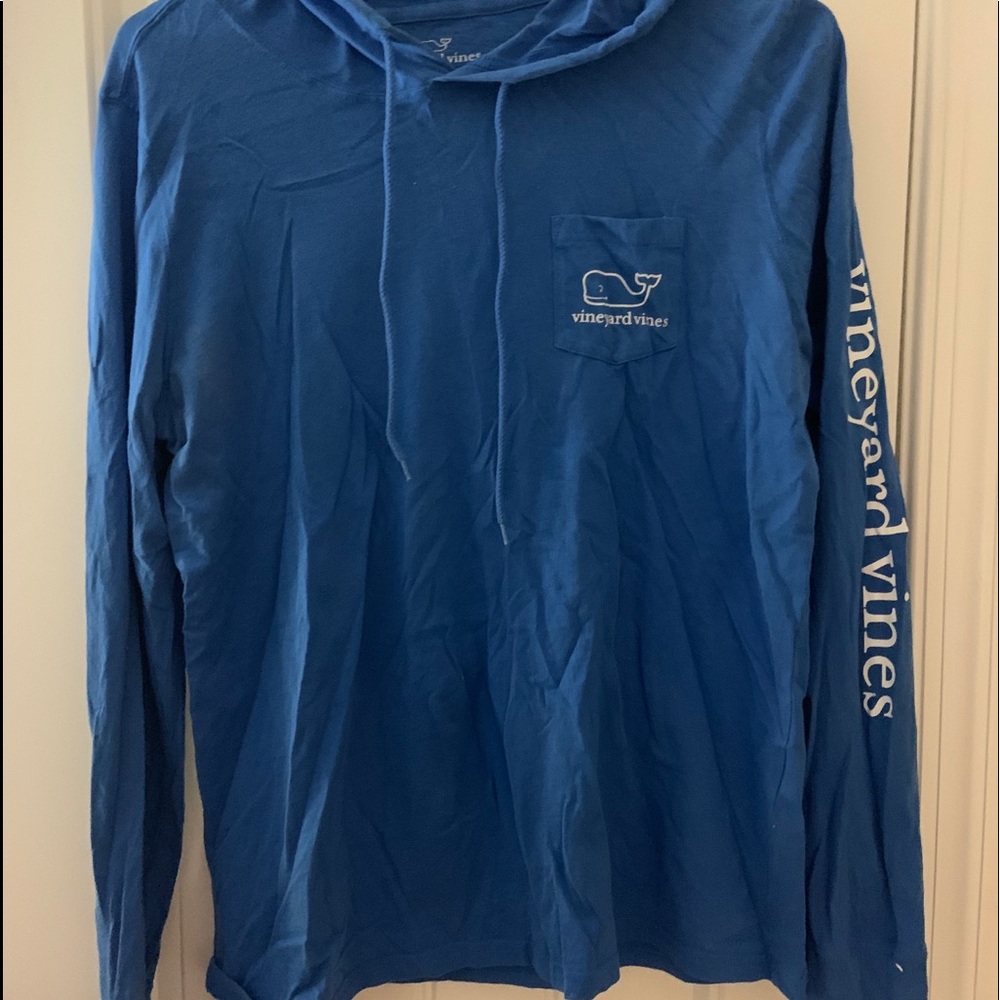 Vineyard vines hooded long sleeve shirt